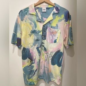 Zara abstract pattern button up shirt
